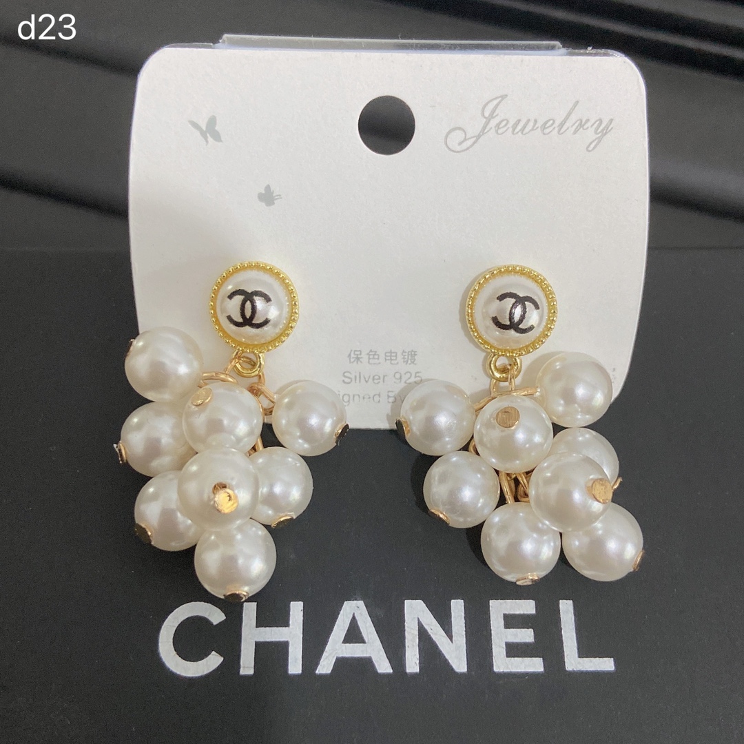 Chanel earring 107609