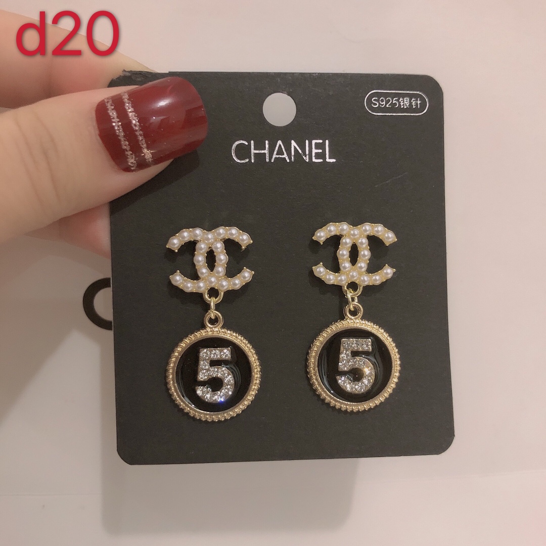 Chanel earring 107610