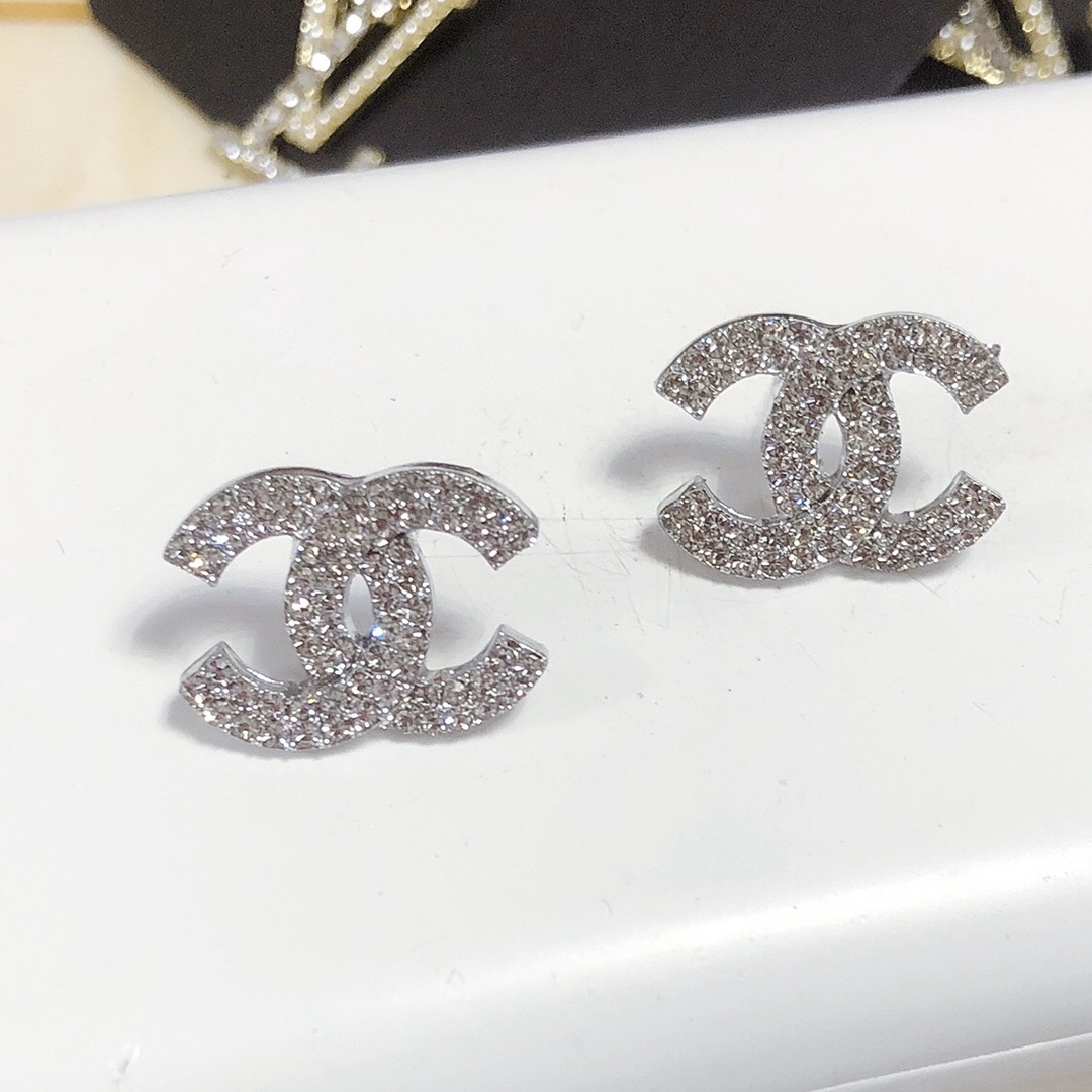chanel earring 104881