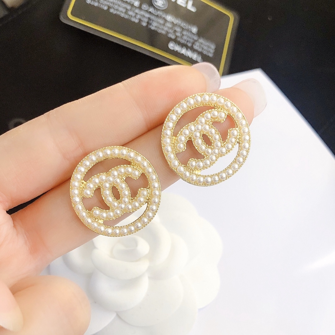 Chanel earring 105880