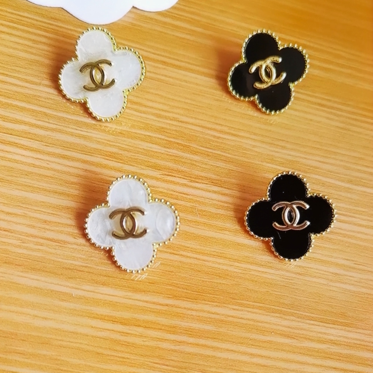 Chanel earring 106060