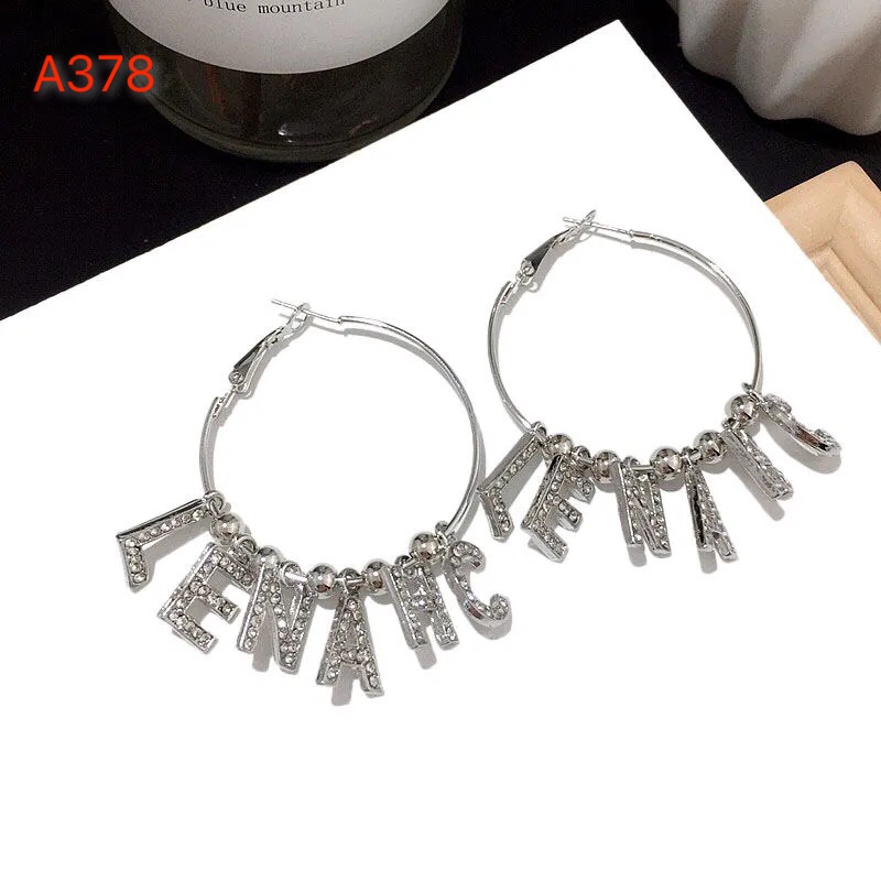Chanel earring 106062
