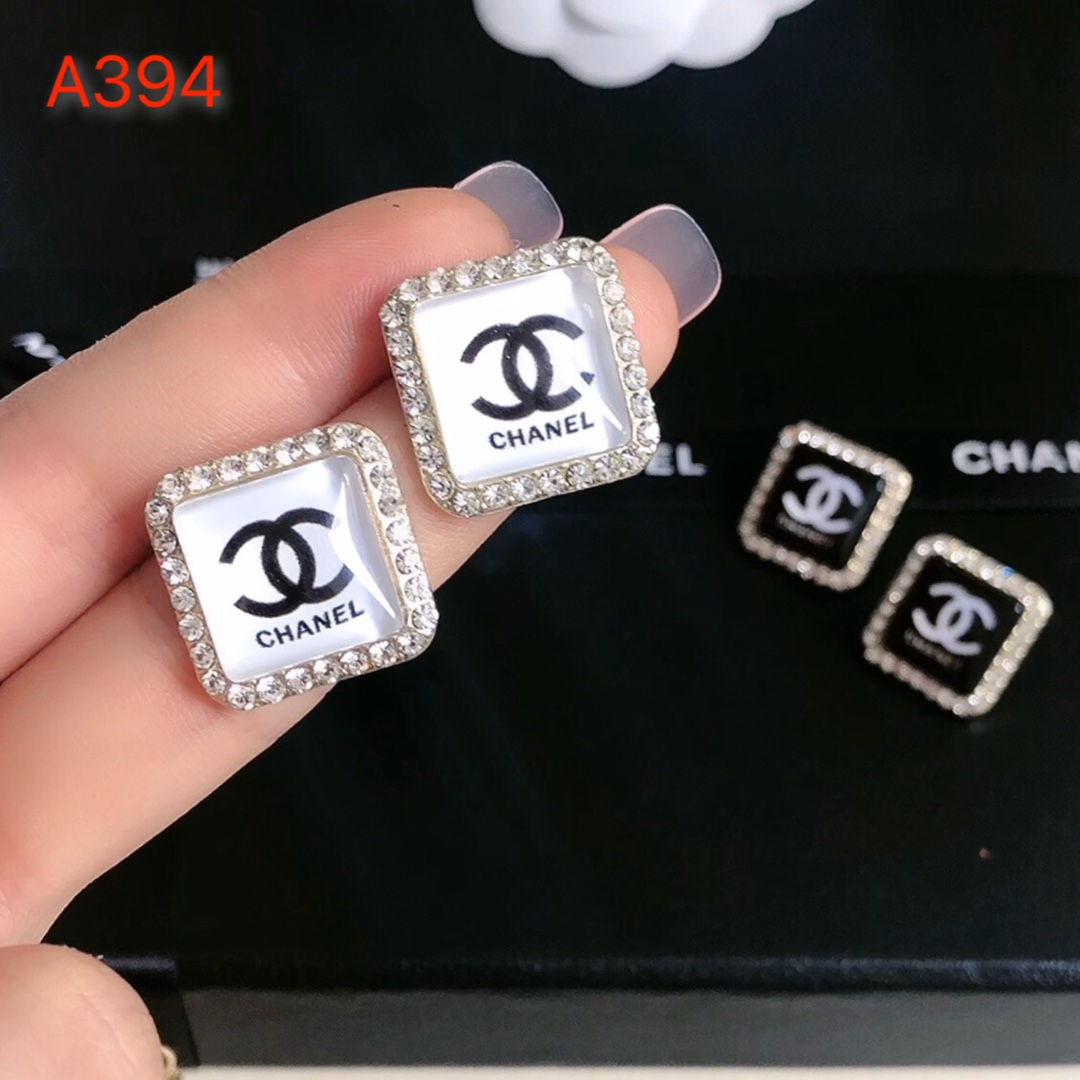Chanel earring 106089