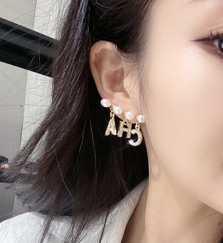 Chanel earring 106106