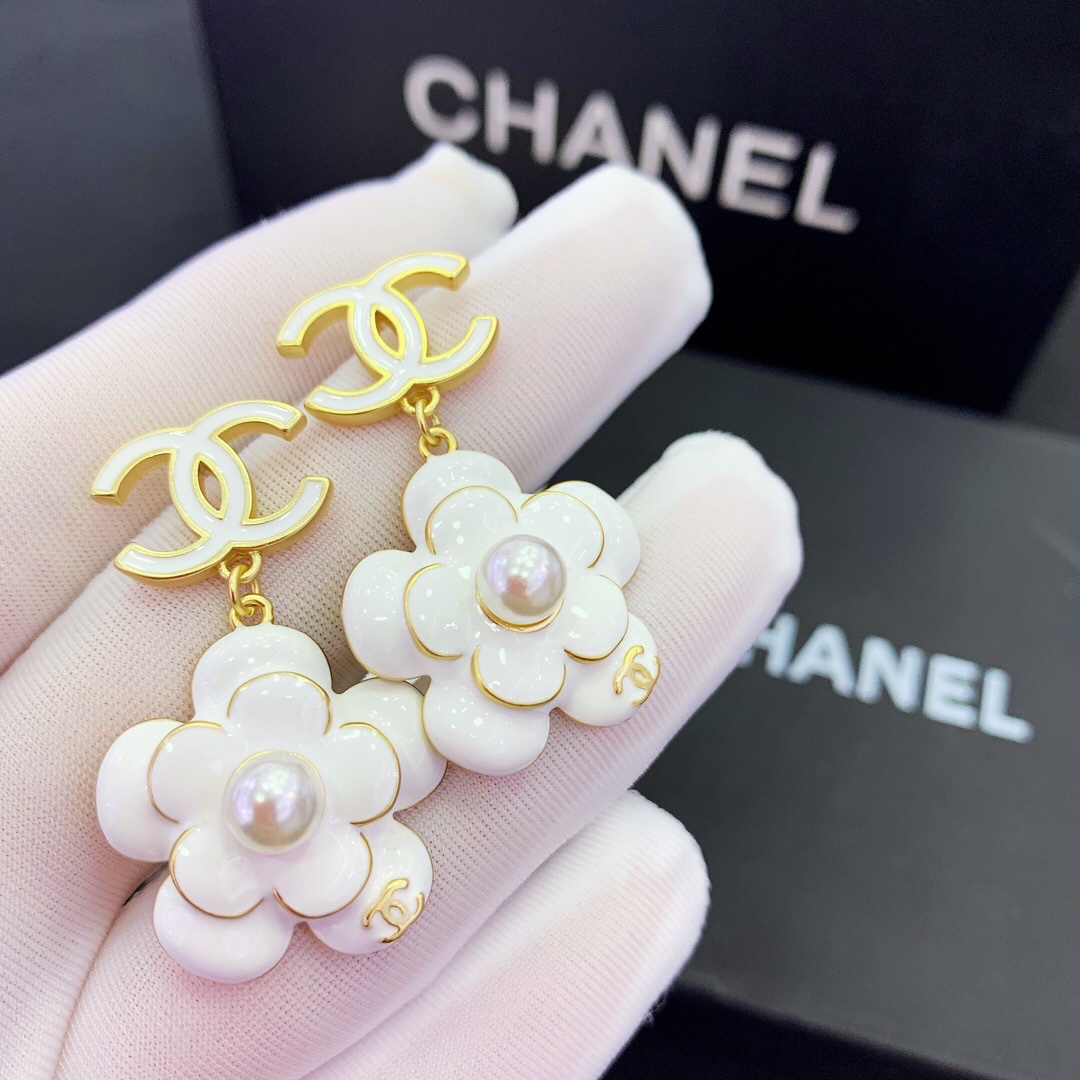 Chanel earring 106107