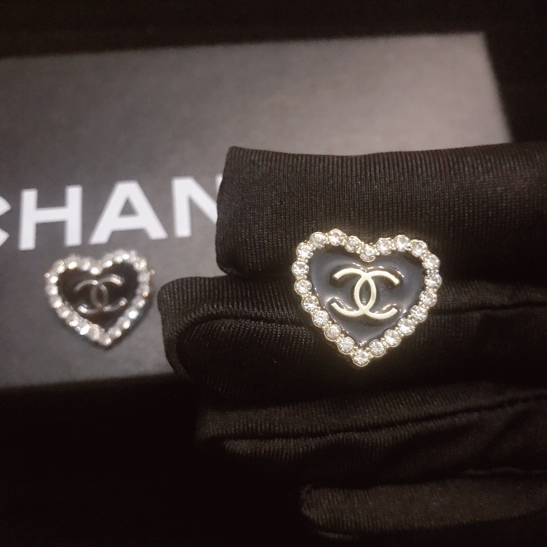 Chanel earring 106120
