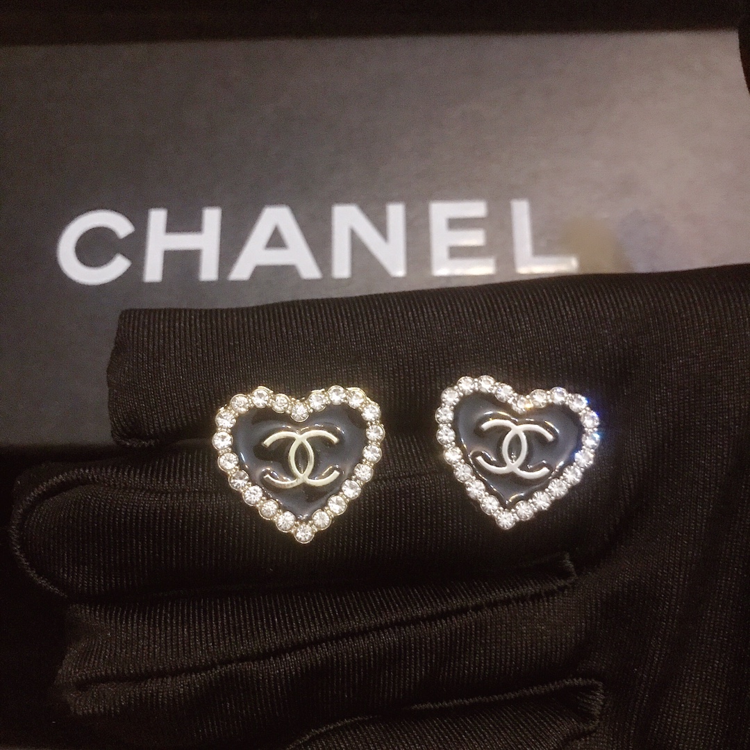 Chanel earring 106120