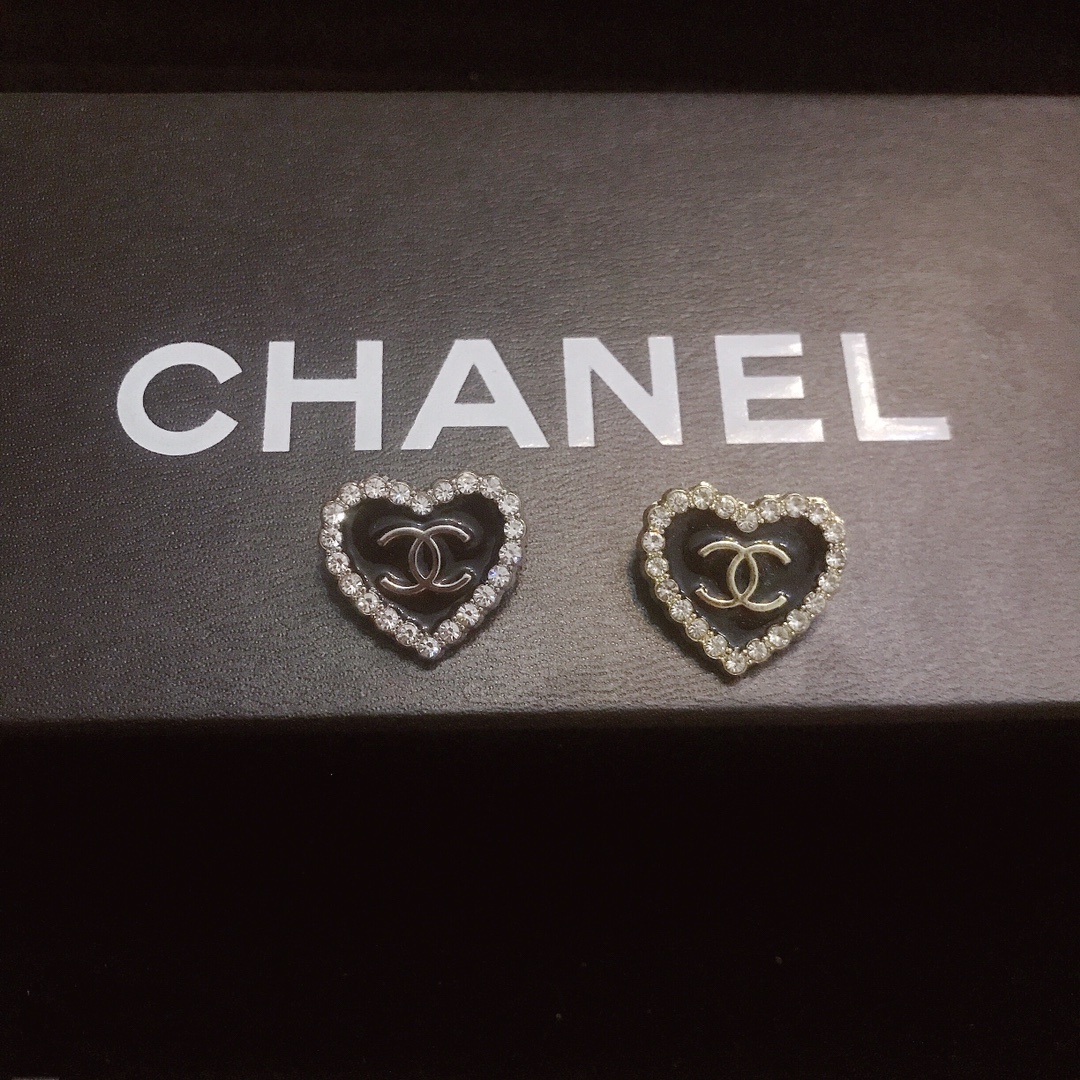 Chanel earring 106120