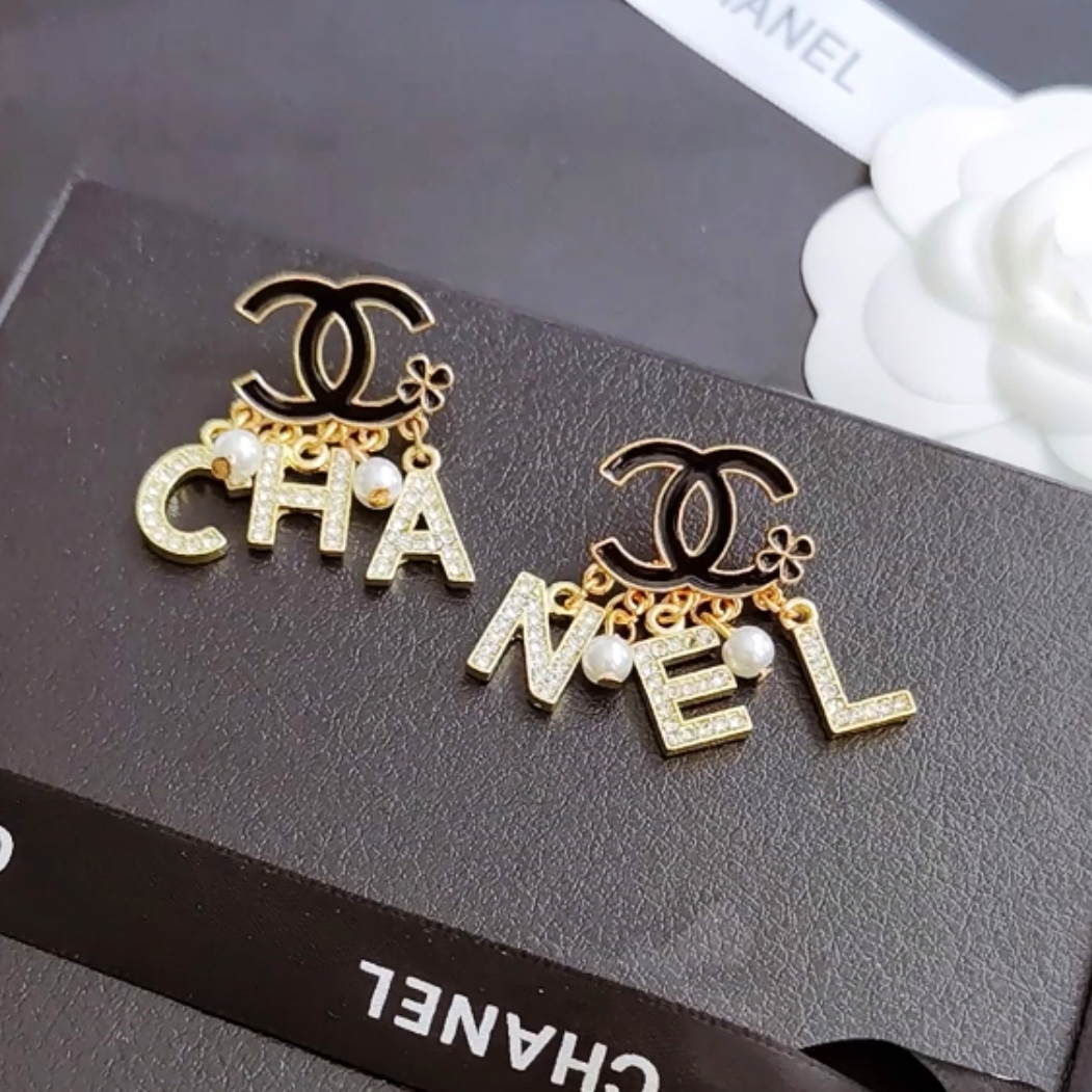 Chanel earring 106148