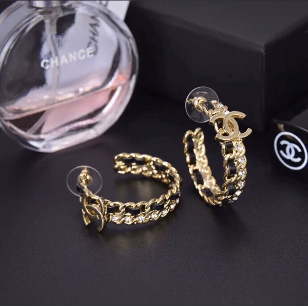 Chanel earring 106150