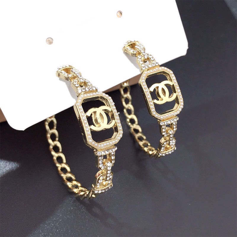 Chanel earring 106365