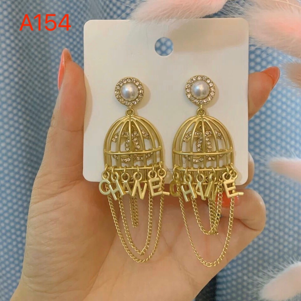 Chanel earring 106469