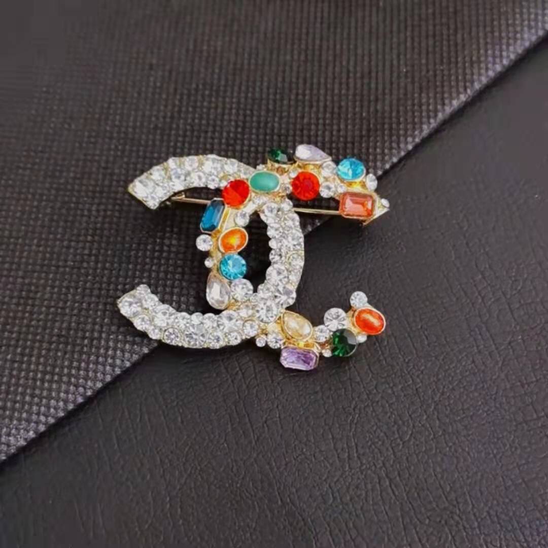 Chanel brooch 106501
