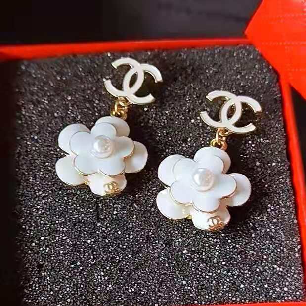 Chanel earring 106503