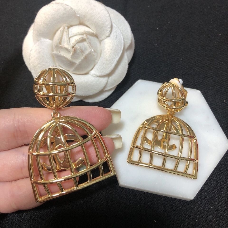 Chanel earring 106577