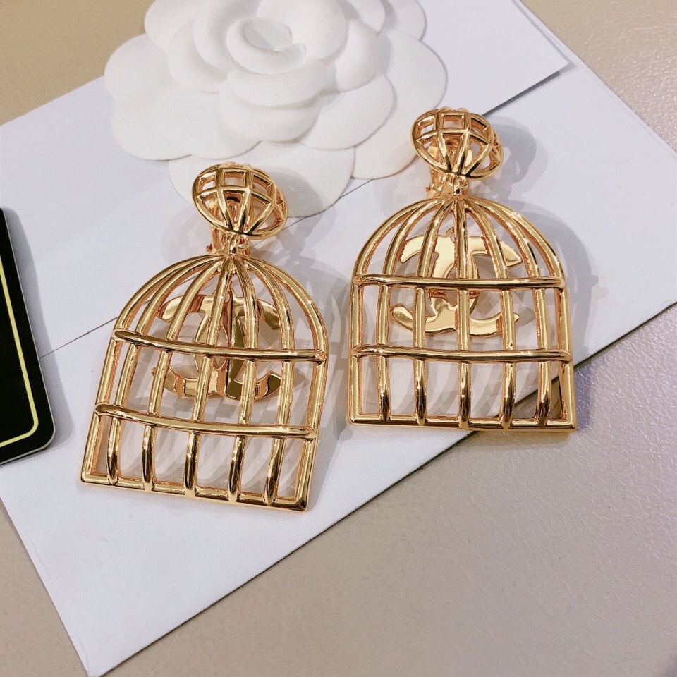 Chanel earring 106577