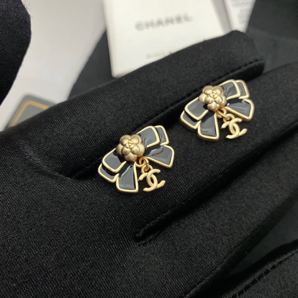 Chanel earring 106683