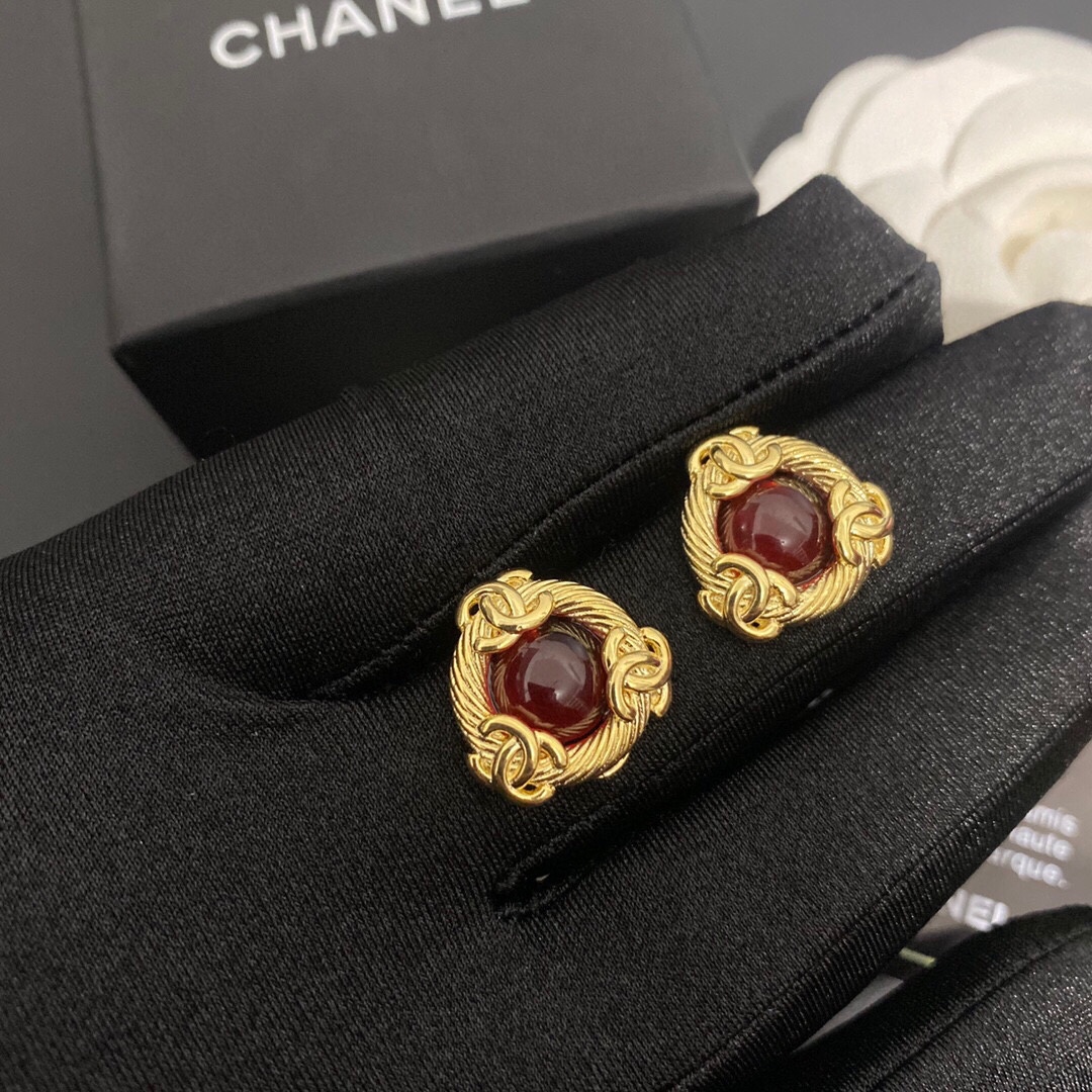 Chanel earring 106748