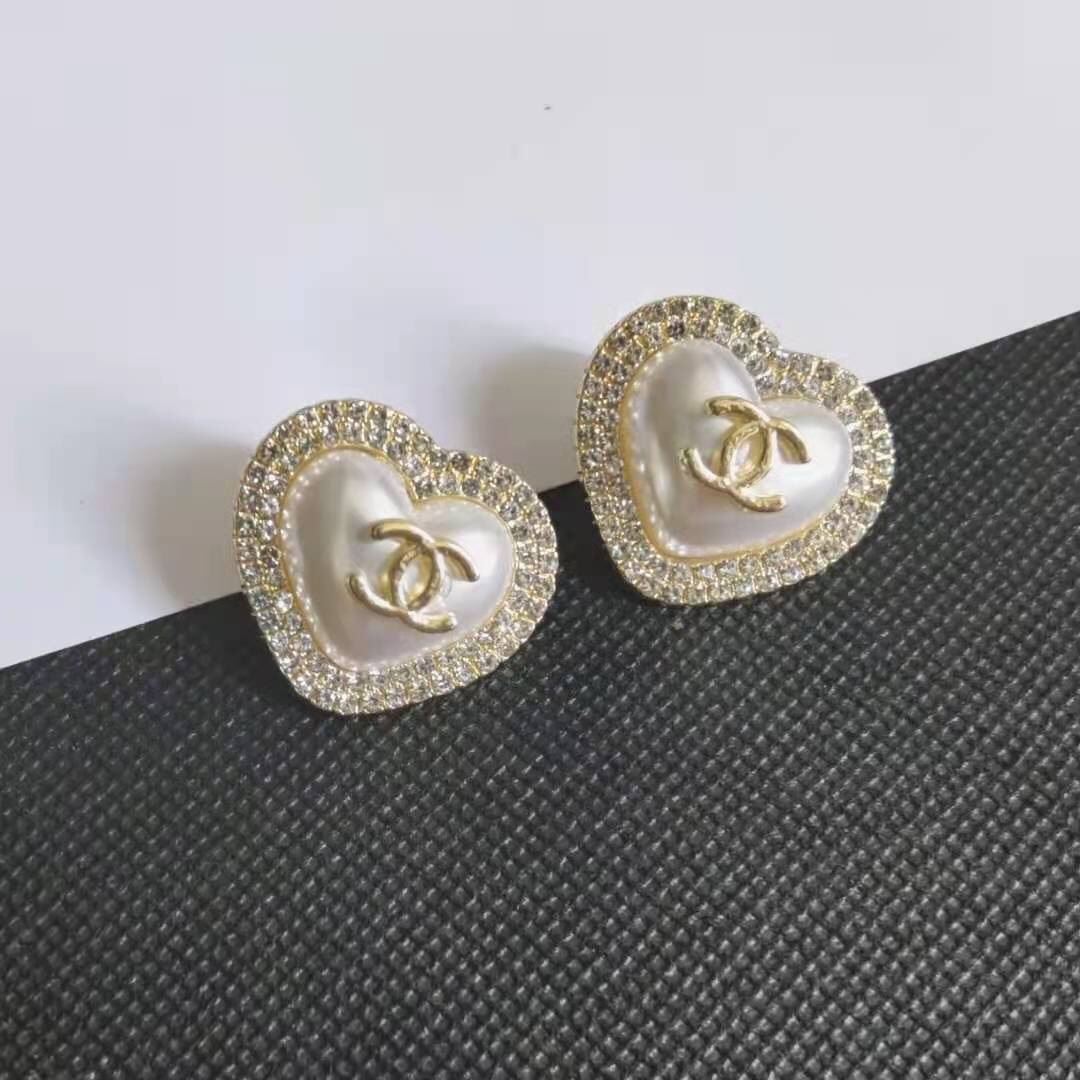 Chanel earring 106754