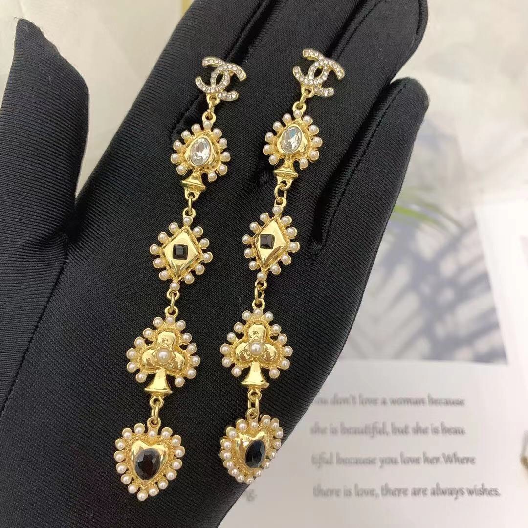 Chanel earring 106759