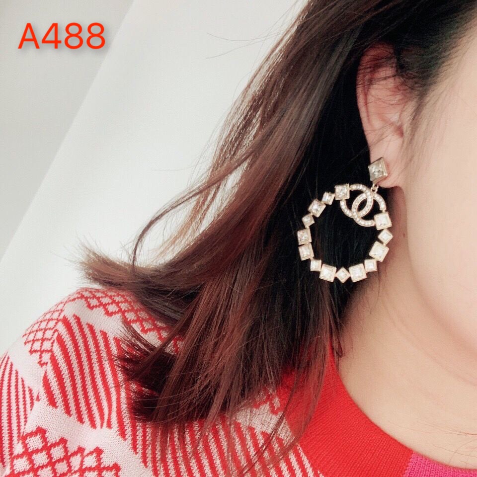 Chanel earring 106762