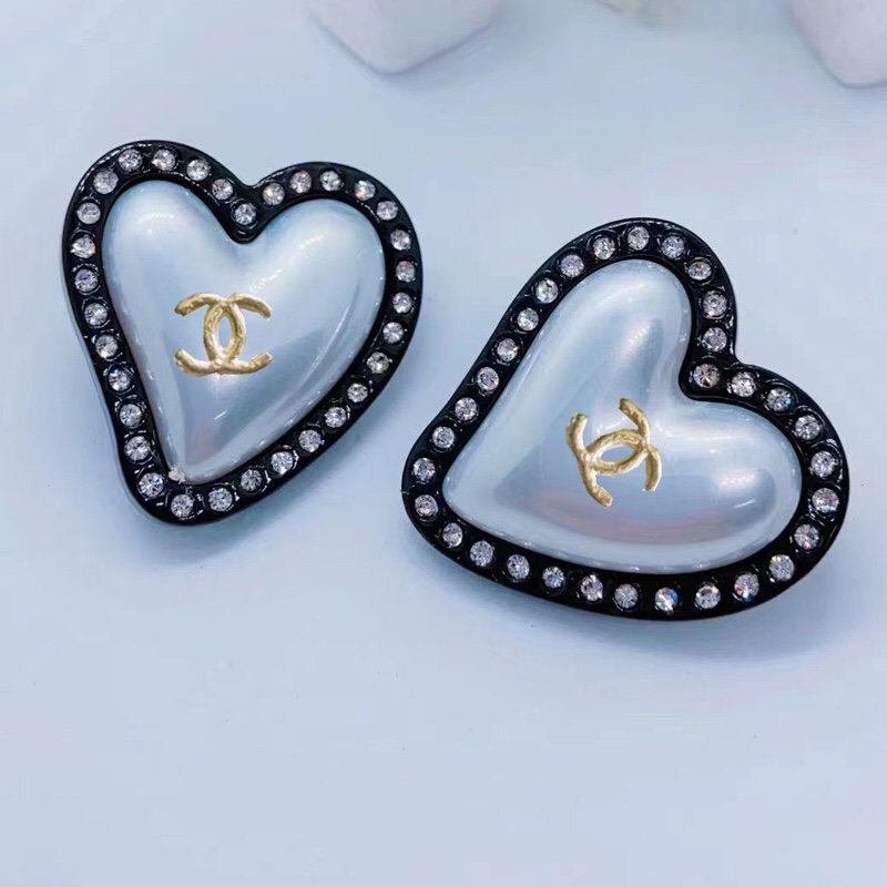 Chanel earring 106768