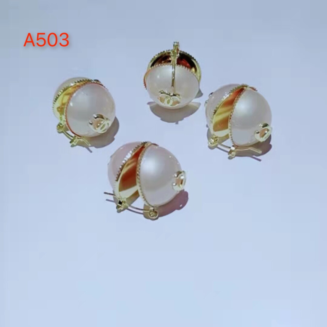 Chanel earring 106813