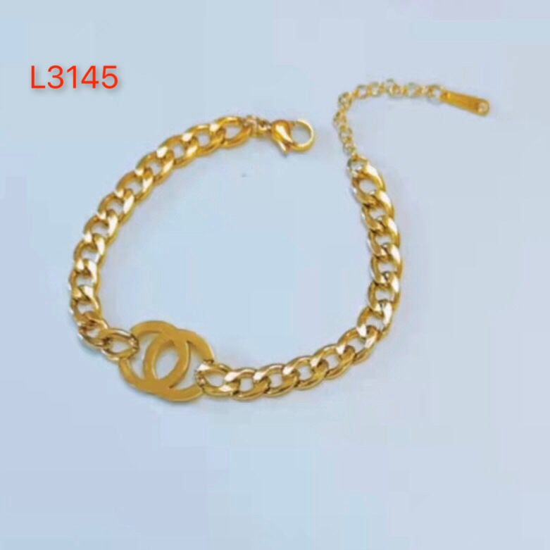 Chanel bracelet 107035