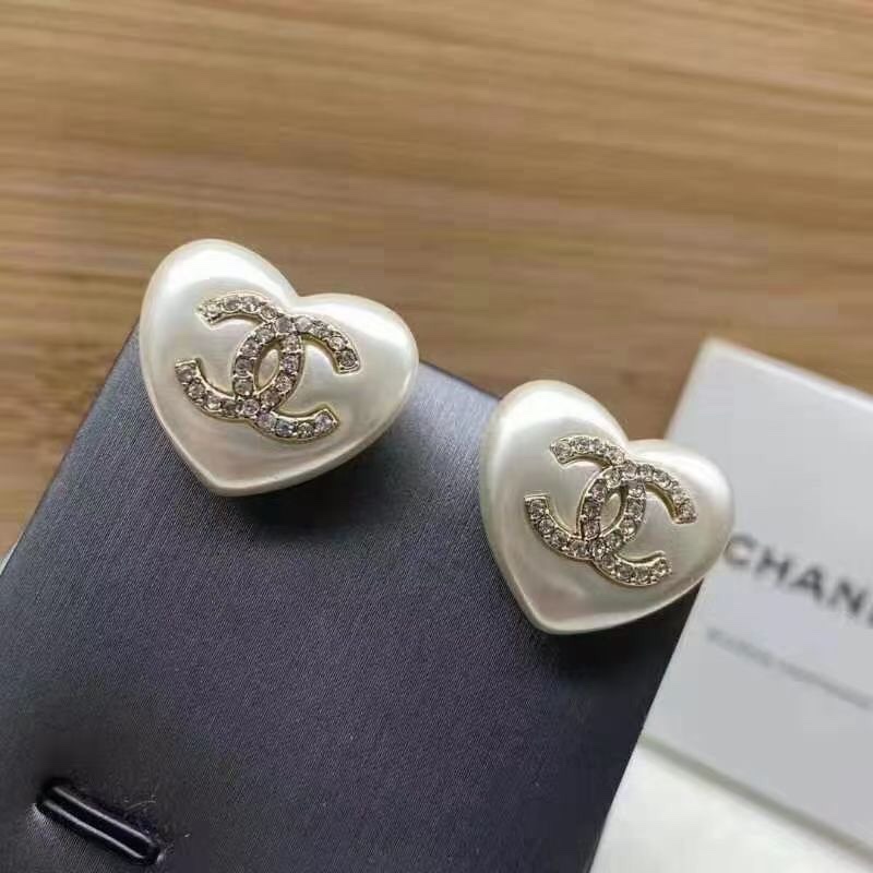 Chanel earring 107209