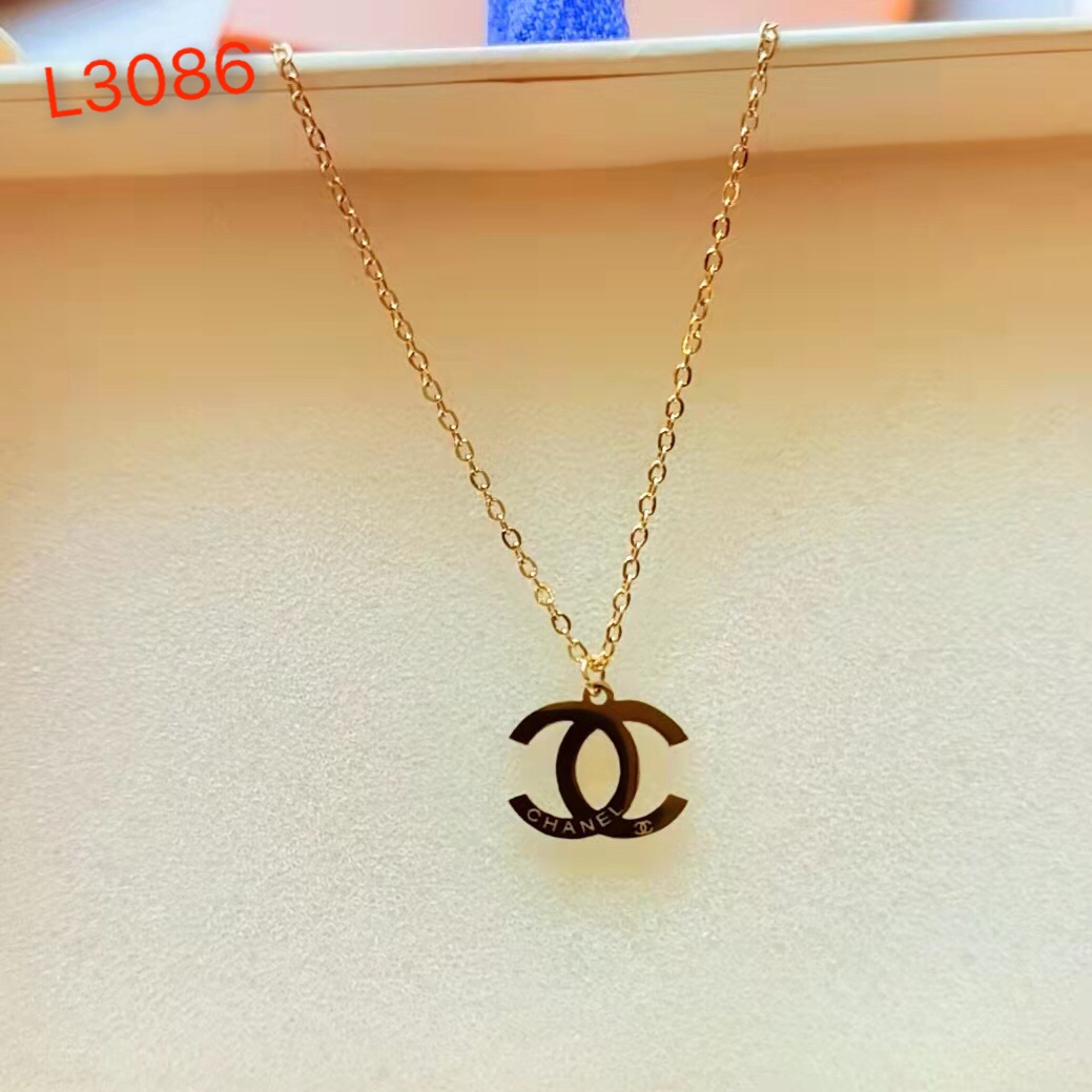 Chanel necklace 107198