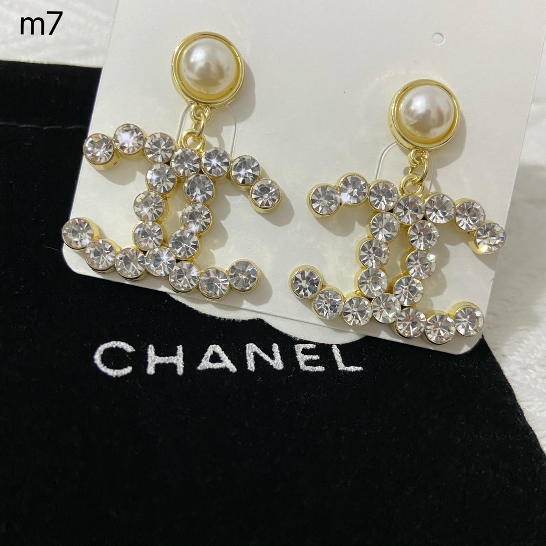Chanel earring 107629