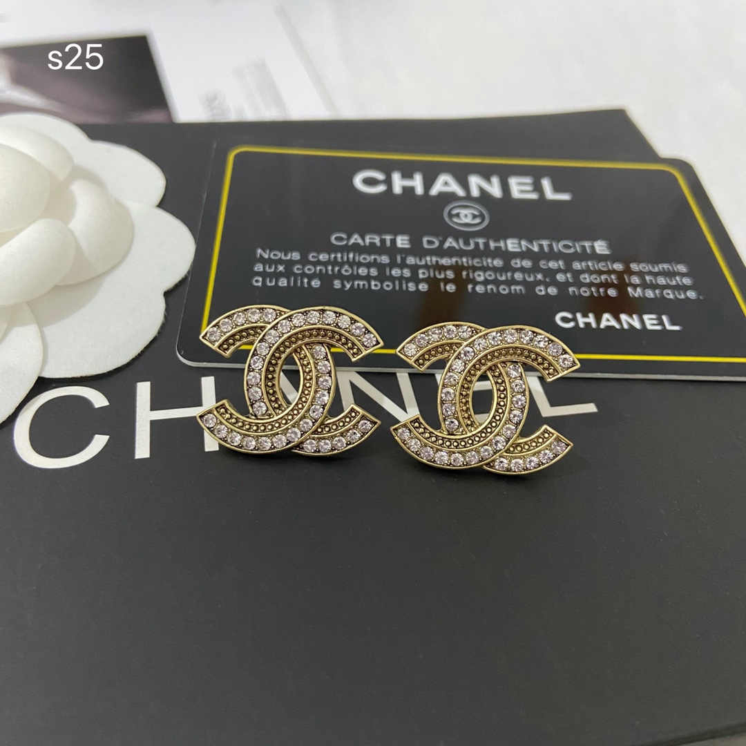 Chanel earring 107632