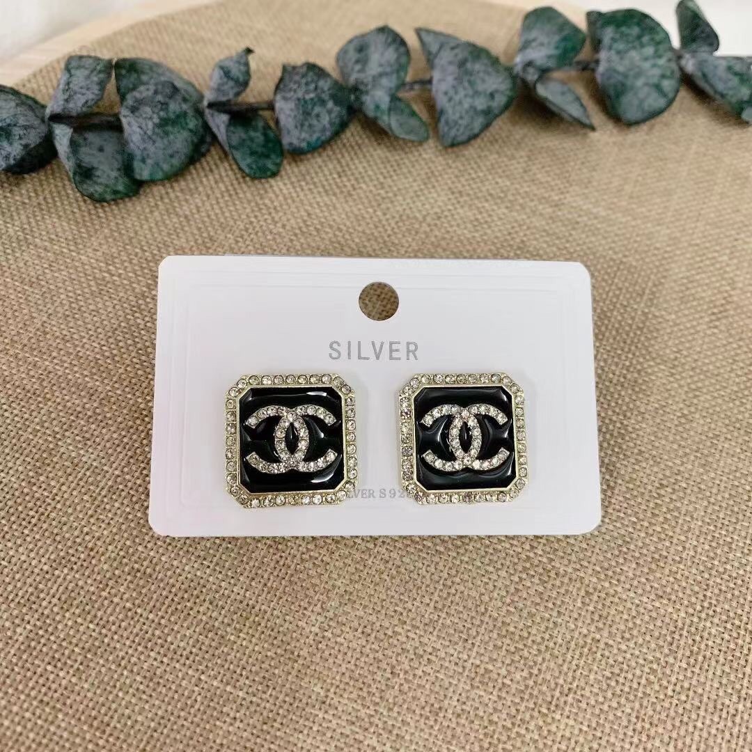Chanel earring 107639
