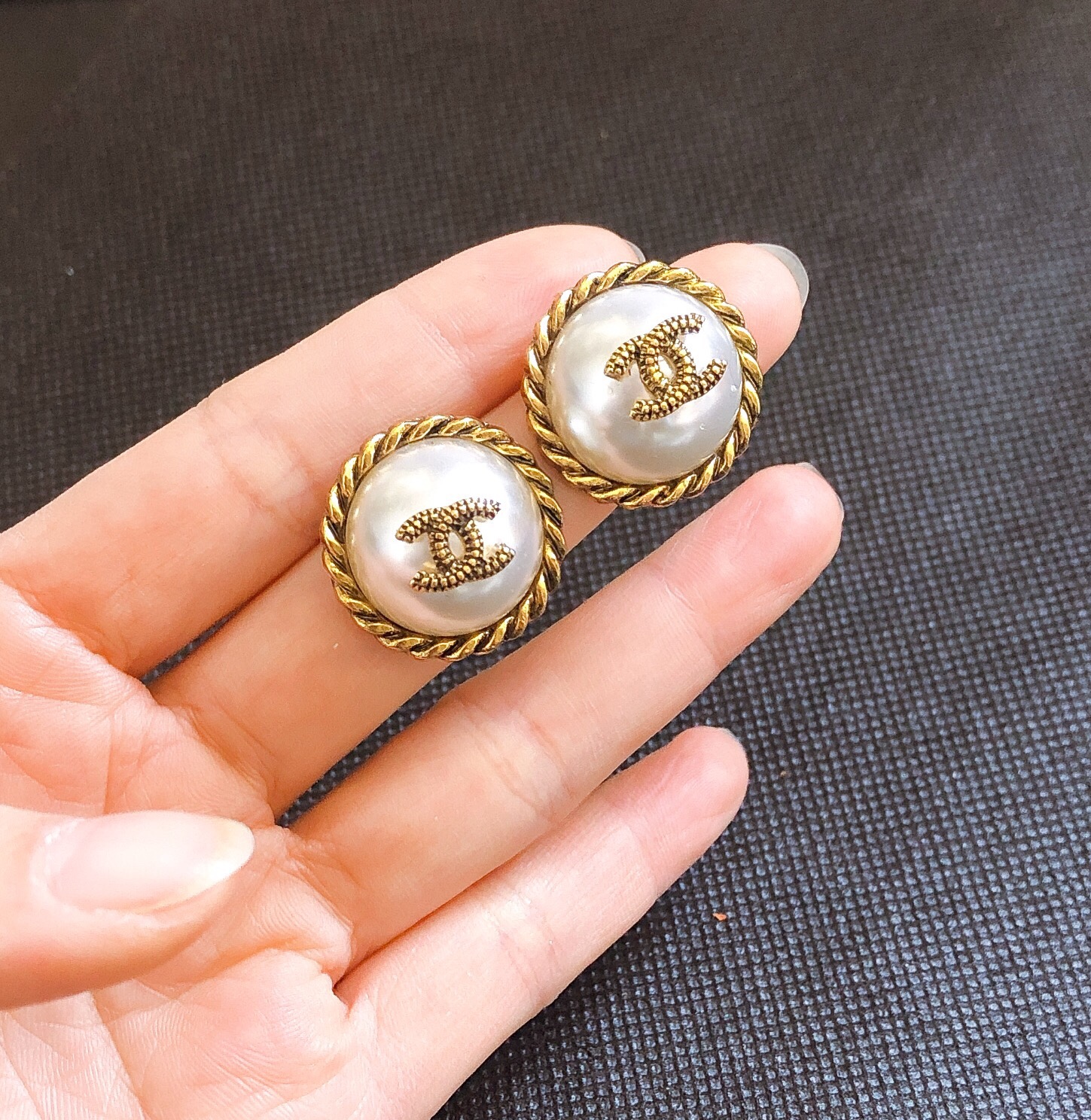 Chanel earring 107640