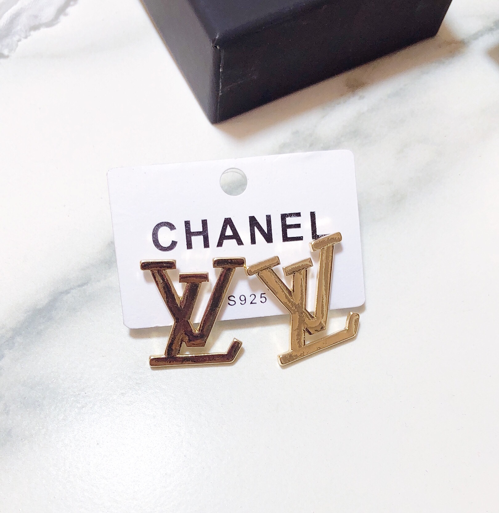 LV earring 106105