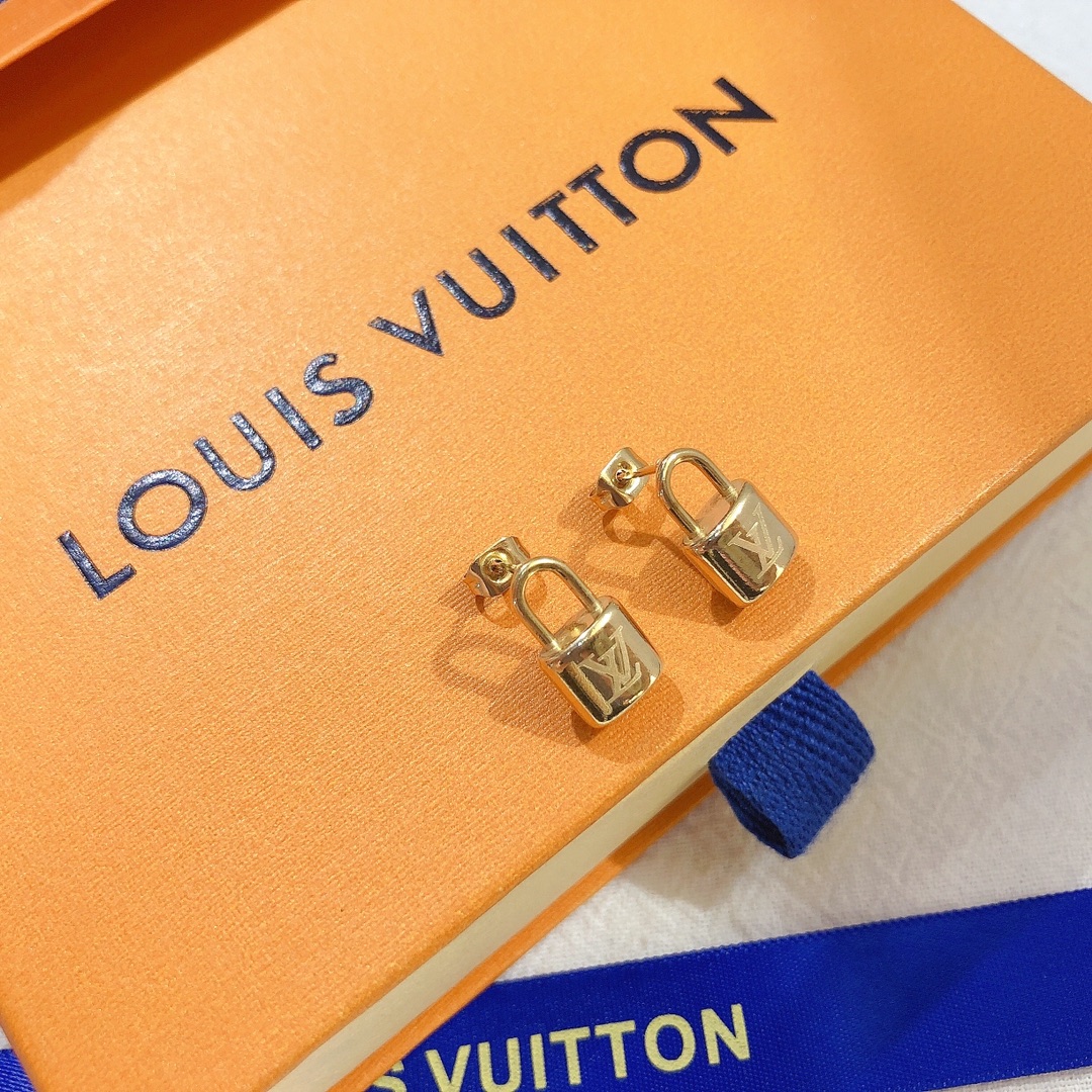 A581     LV earring 106284