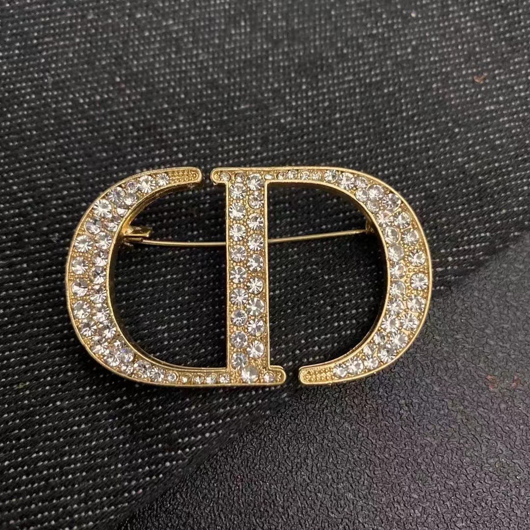 Dior brooch 106721