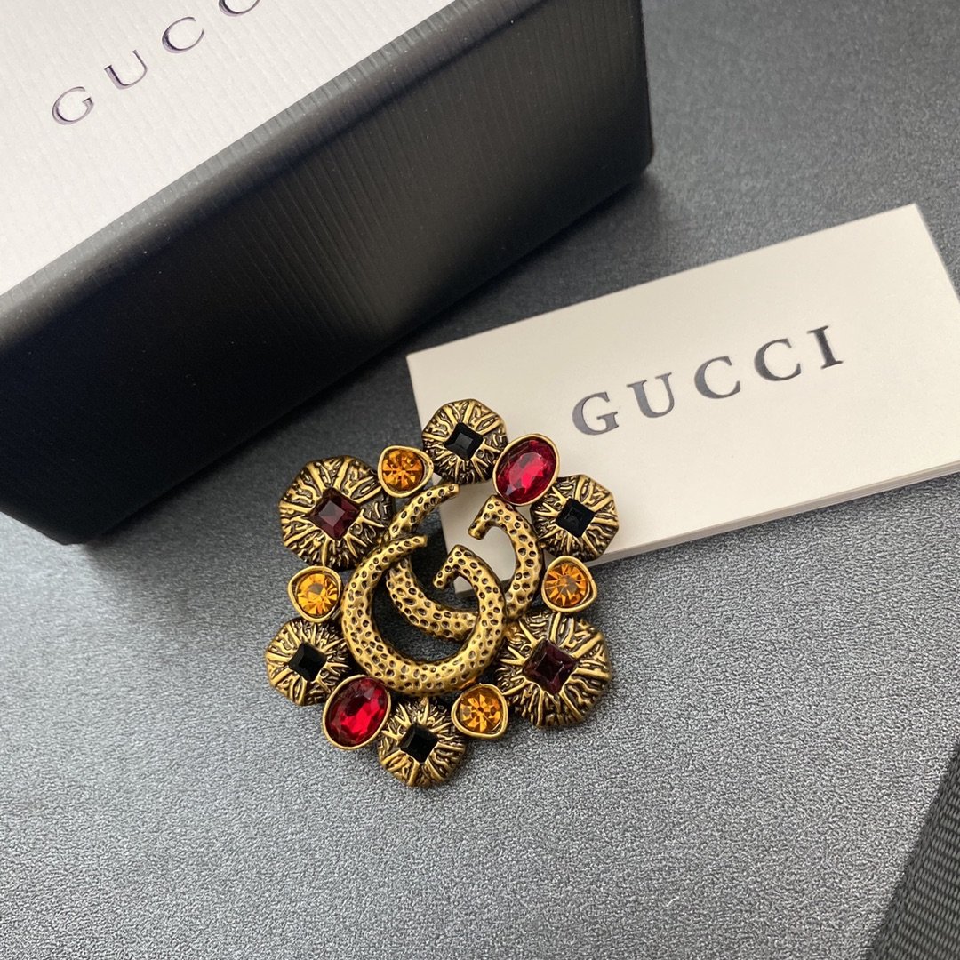 Gucci brooch 106082