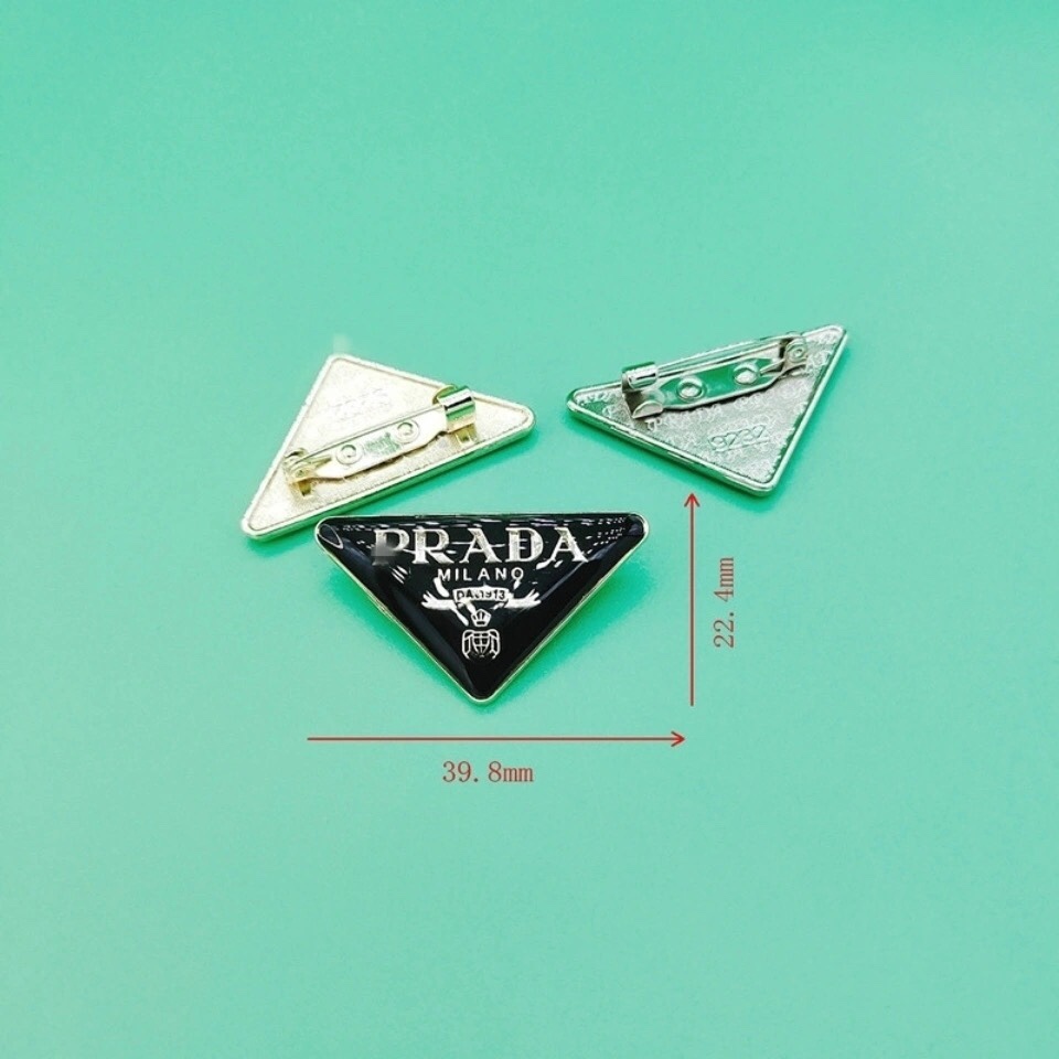 "Special Sales!"Prada brooch