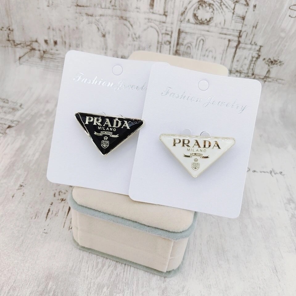 "Special Sales!"Prada brooch