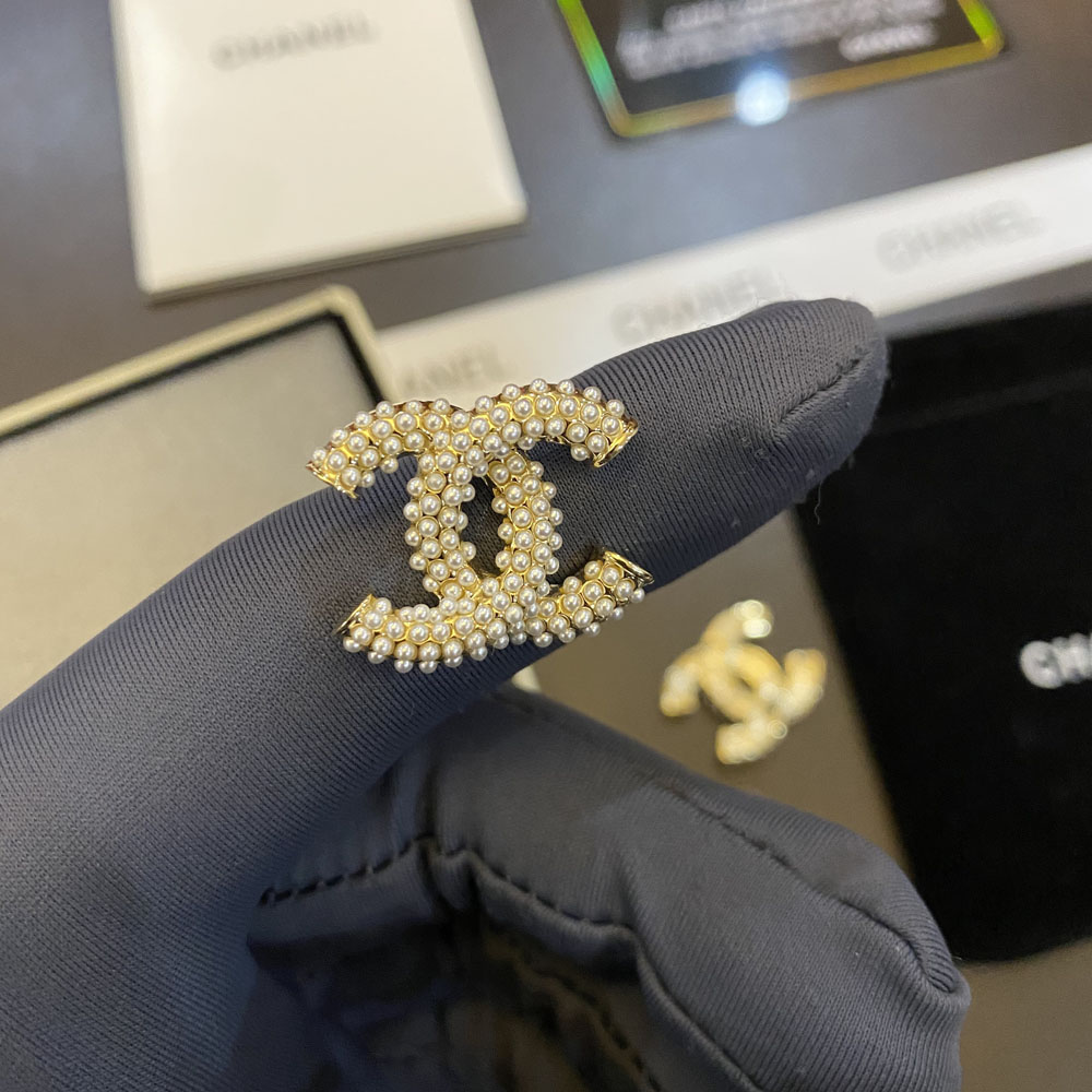A221 Chanel earring 104556