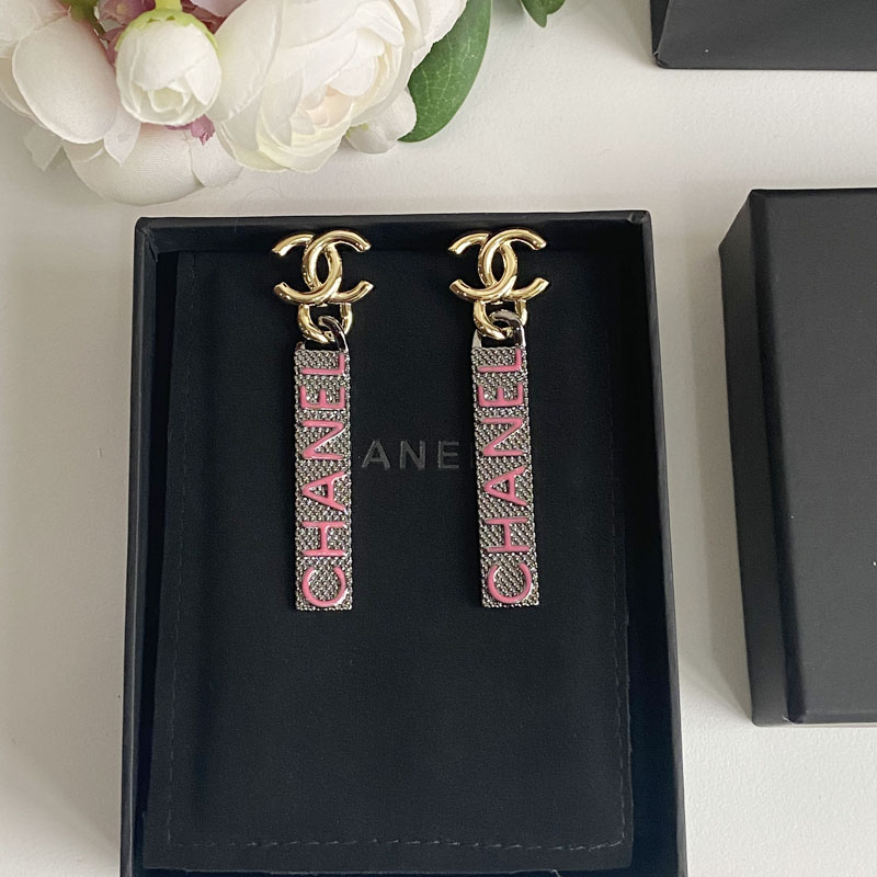 A206 chanel earring 104585