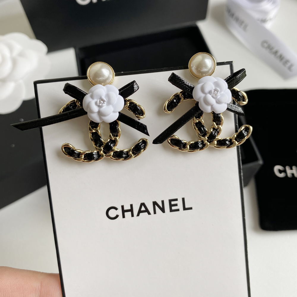 A481 Chanel earring 103149
