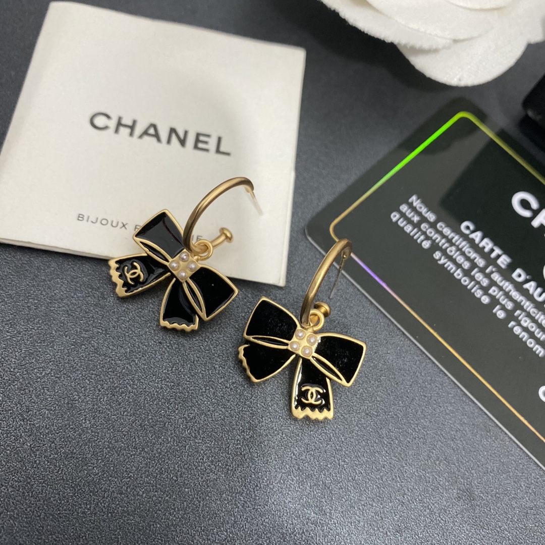 A623 Chanel earring 104675