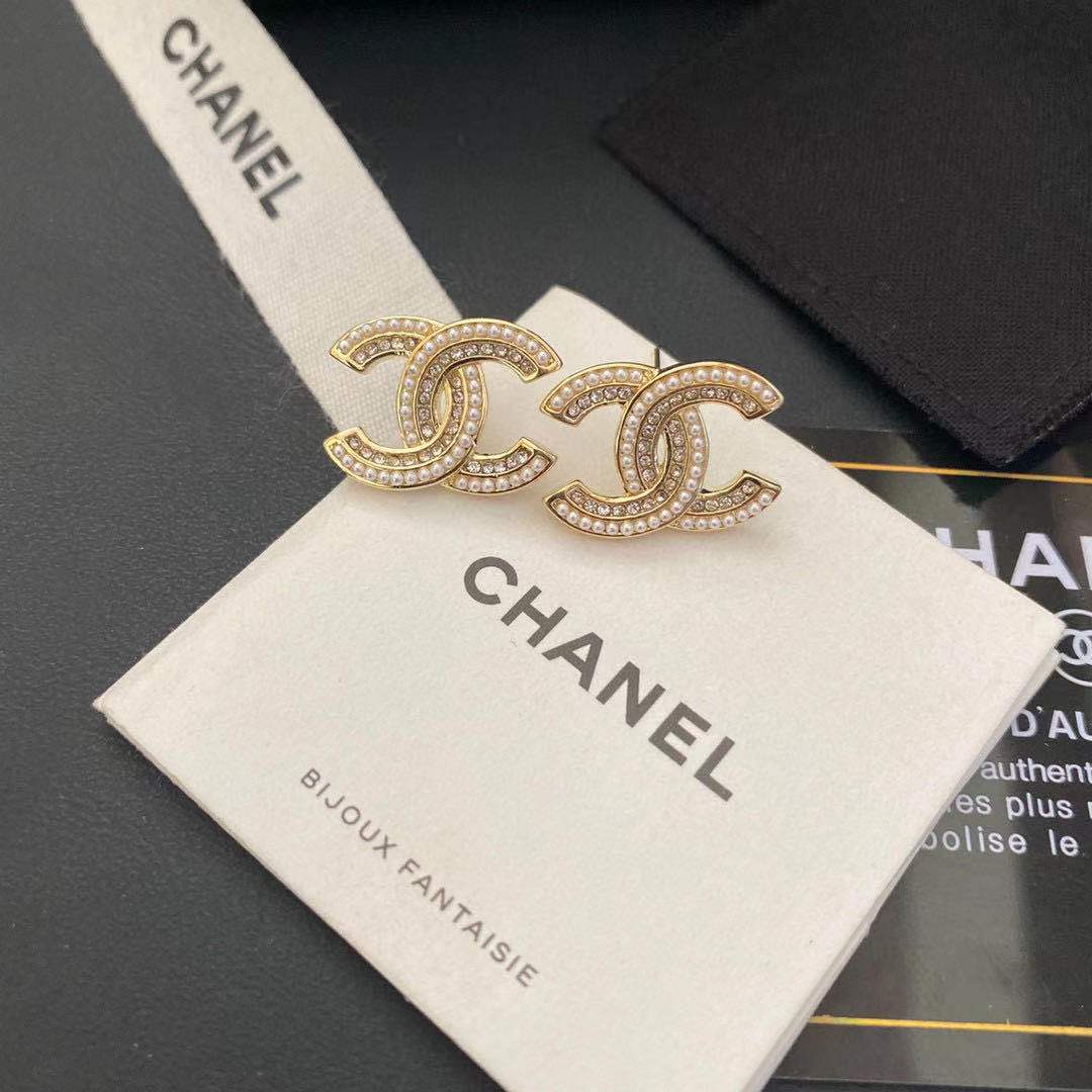 A629 Chanel earring 104711