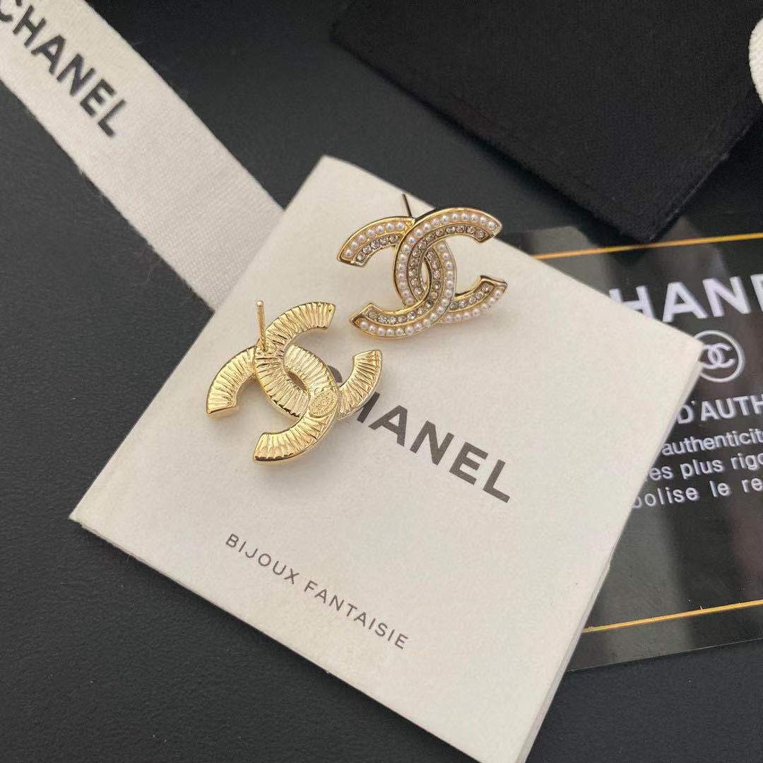 A629 Chanel earring 104711