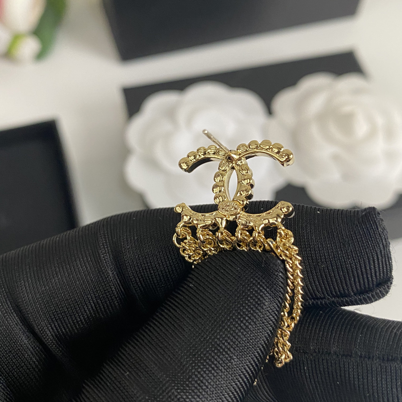 A315 Chanel earring 104739