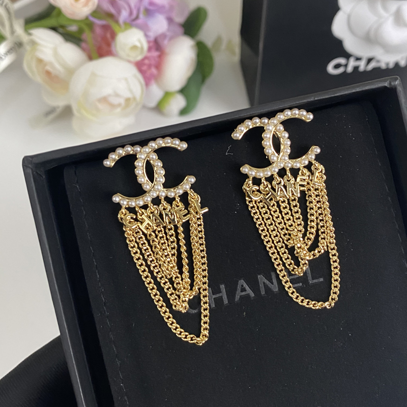 A315 Chanel earring 104739