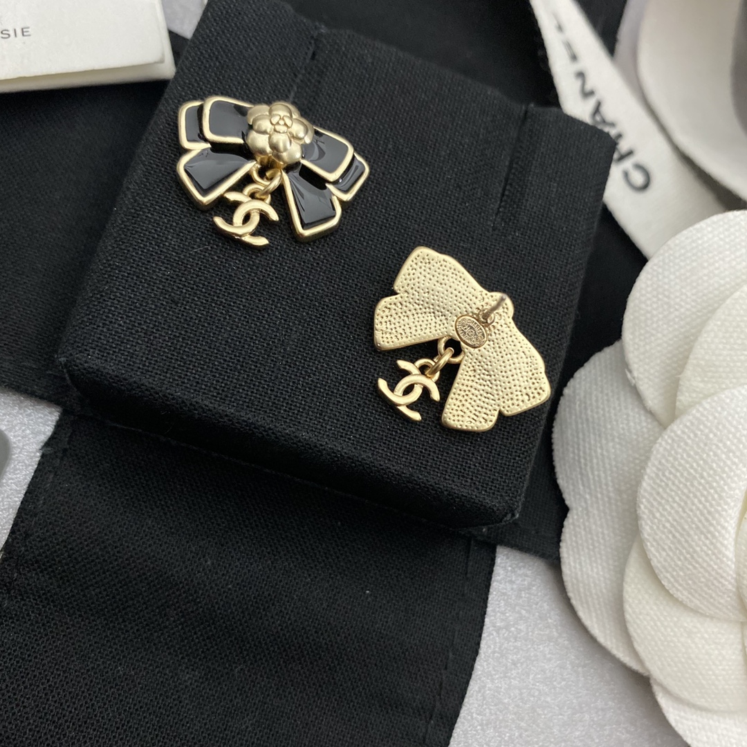 A034 Chanel earring 104762