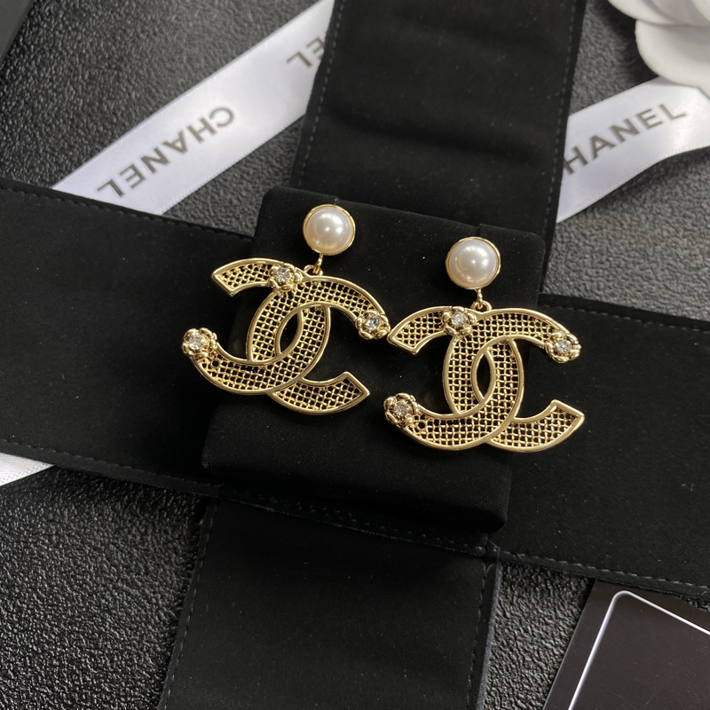 A336 Chanel earring 104993